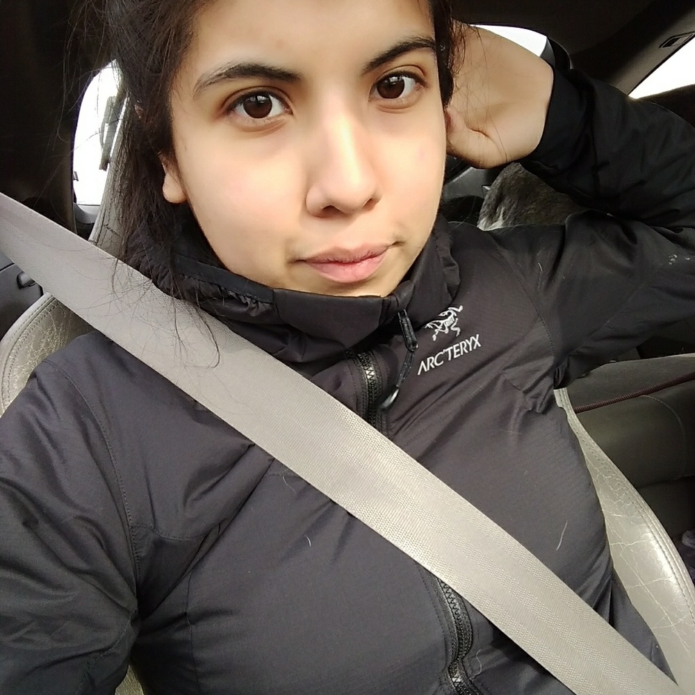 Meet your Posher, Nayeli